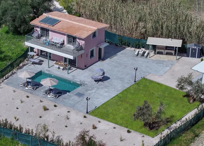 Valley House Vasiliki