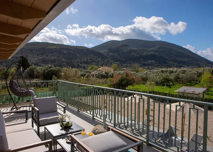 Valley House *